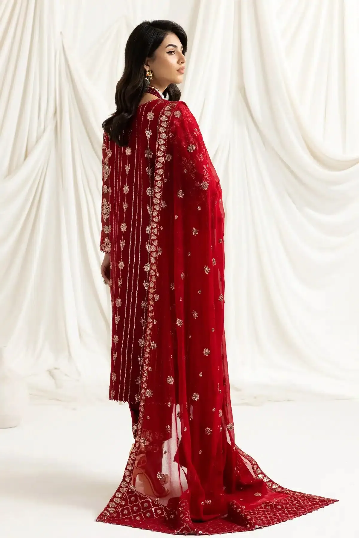 Alizeh | Dua Formals 23 | DUA-V02D02A-ALARA(RED)