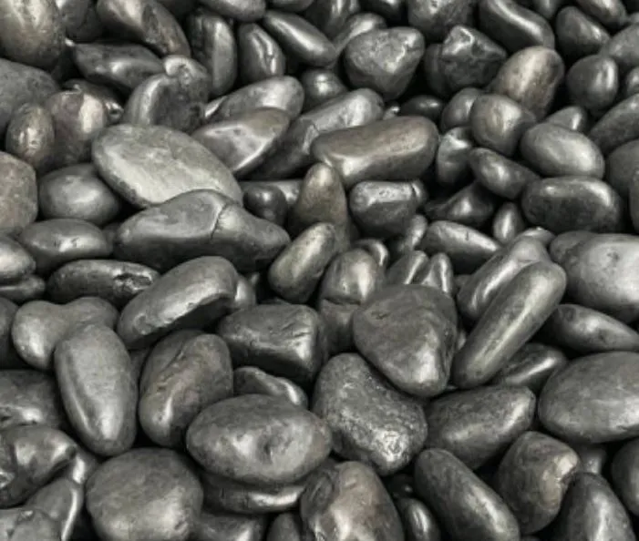 Alpstone Black Tusk Pebble 30-50mm 20kg Bag