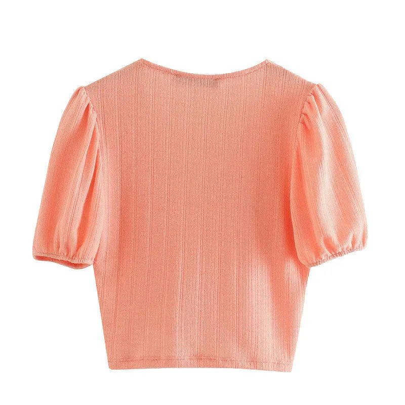 FLORAL EMBROIDERED TOP