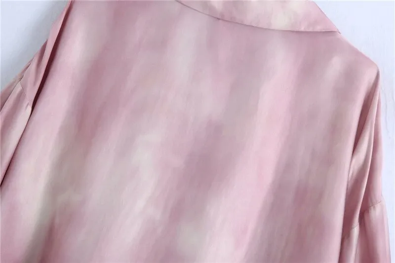 OVERSIZED TIE-DYE BLOUSE