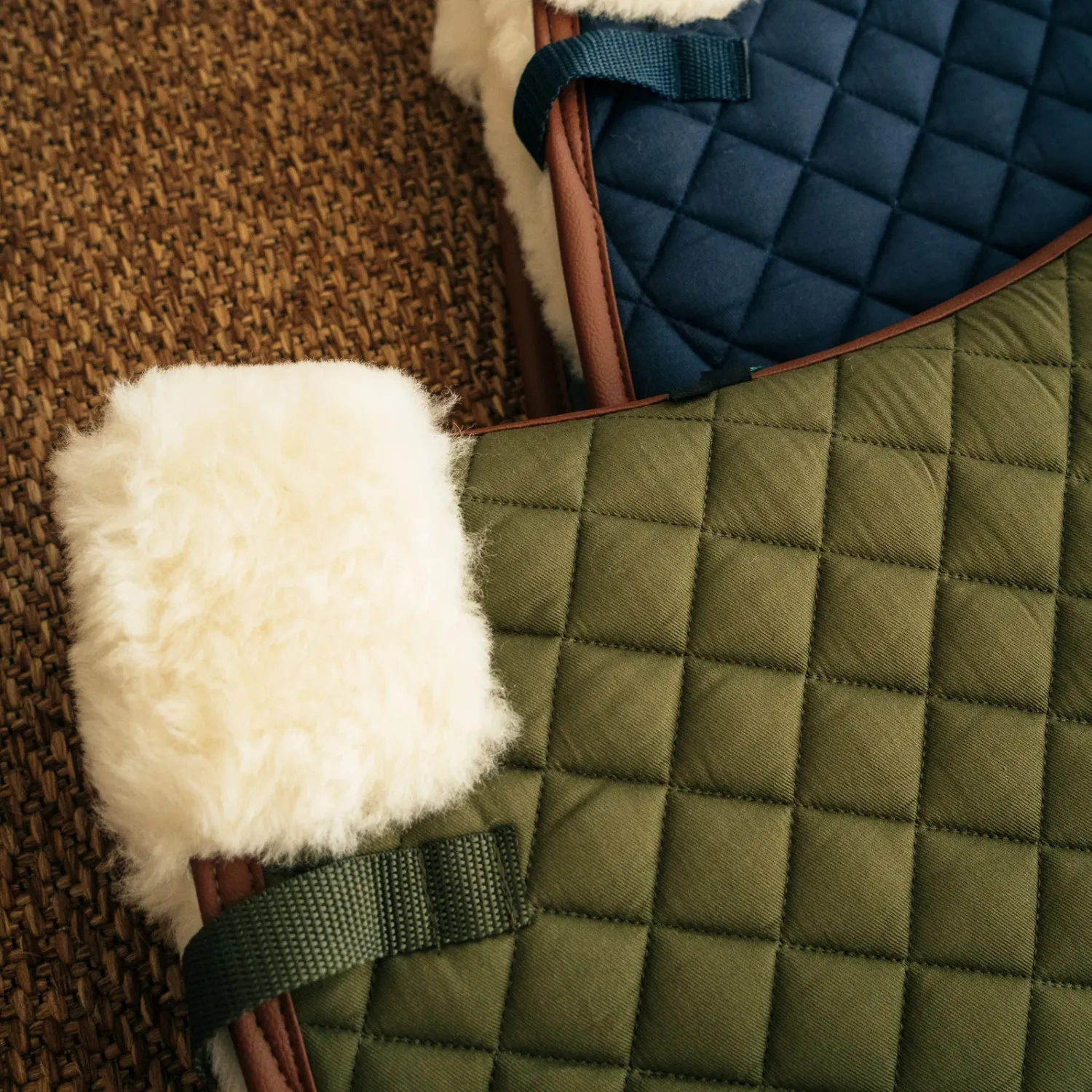 Sixteen Cypress Merino Wool Ultra Soft Jumper Pad, Olive & Cognac