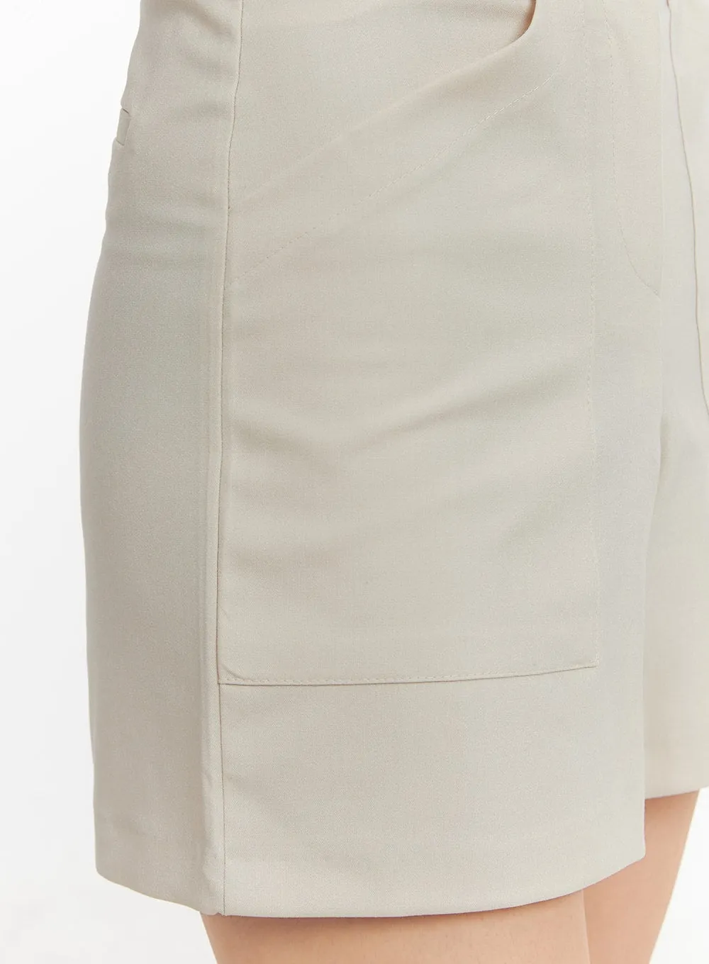 Solid Loose Fit Shorts OA429