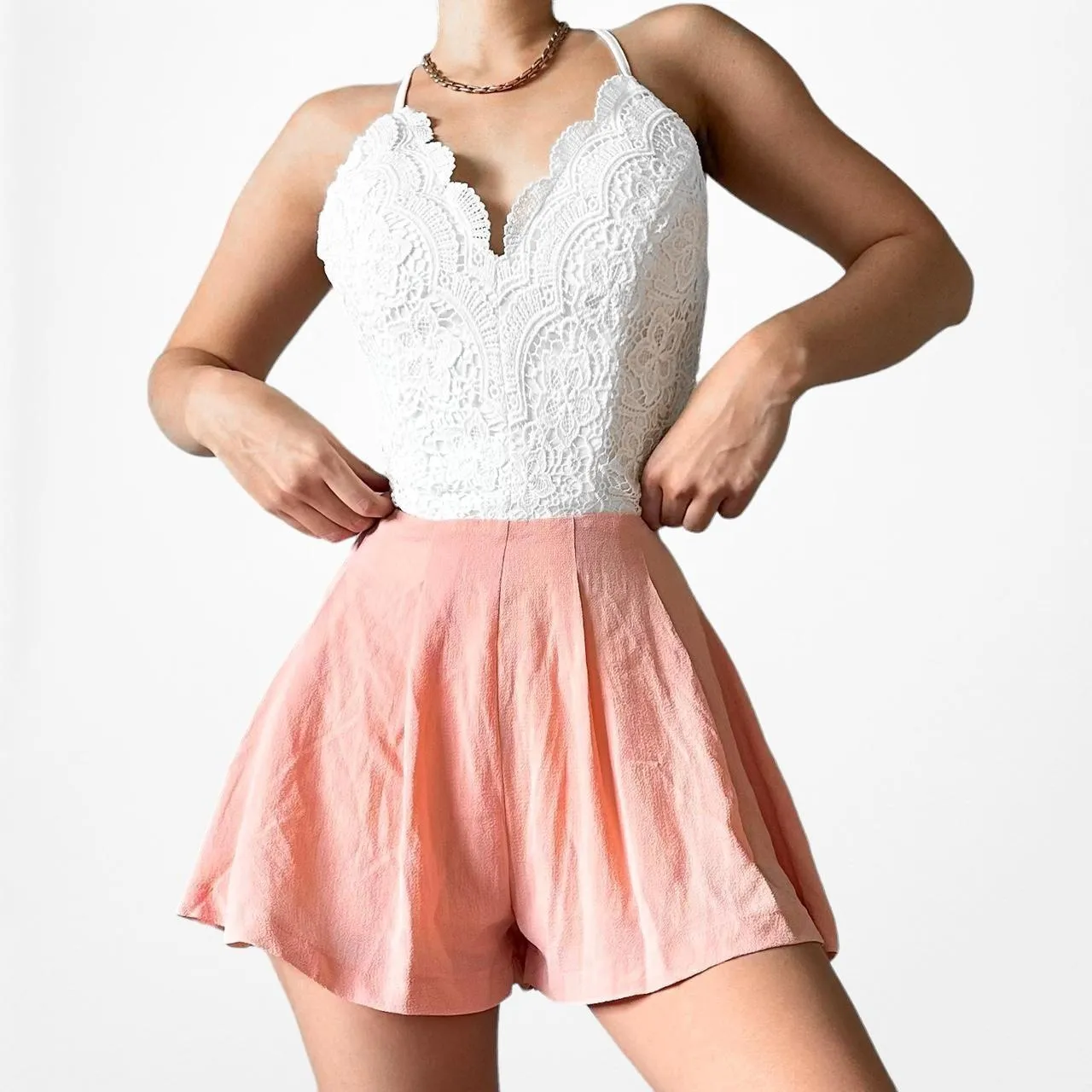 Tea & Cup White Pink Floral Lace V-Neck Sleeveless Romper Dress Size M